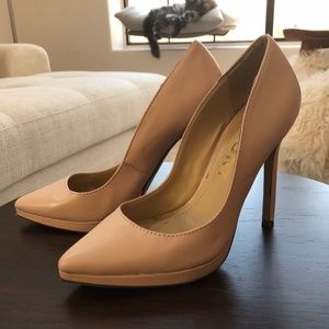 Report Tulipe Nude Leather Pointed Pumps
